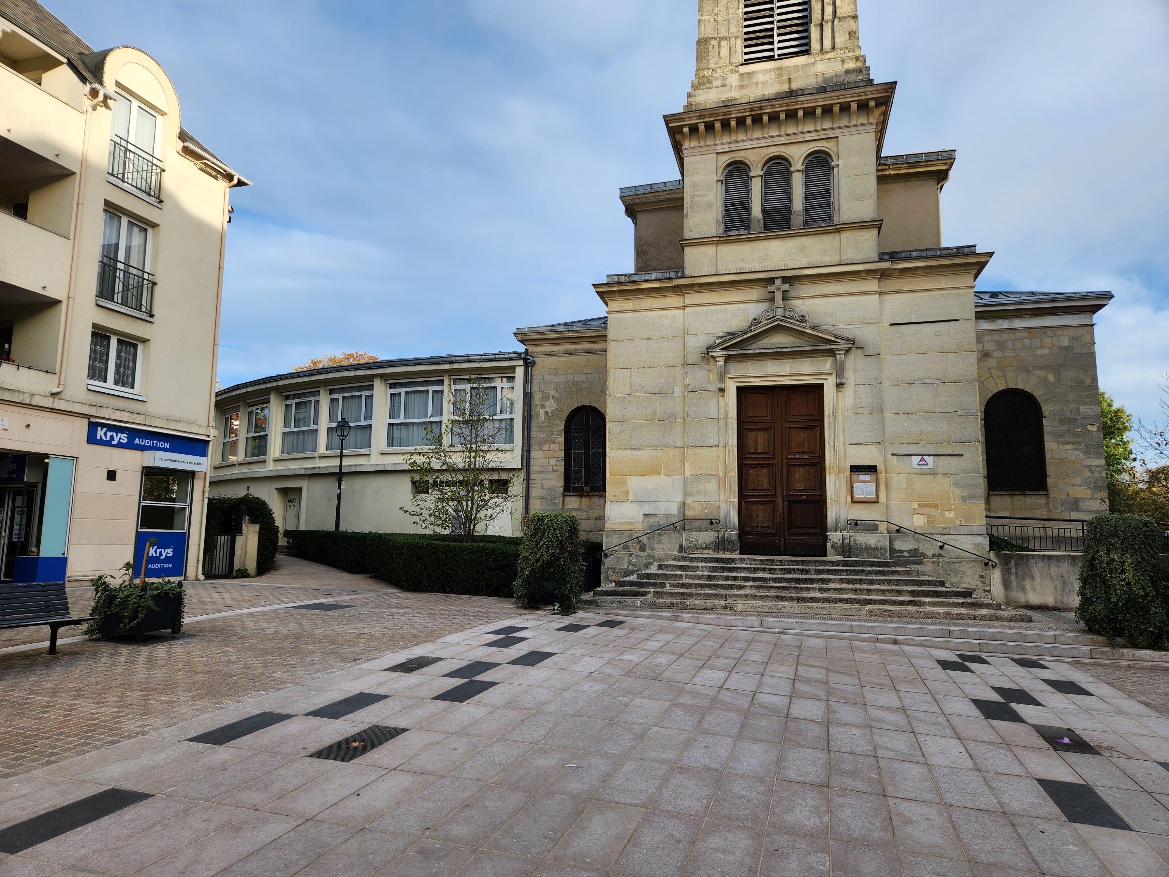Audioprothésiste Fontenay-aux-Roses - Place de l'église - Krys Audition