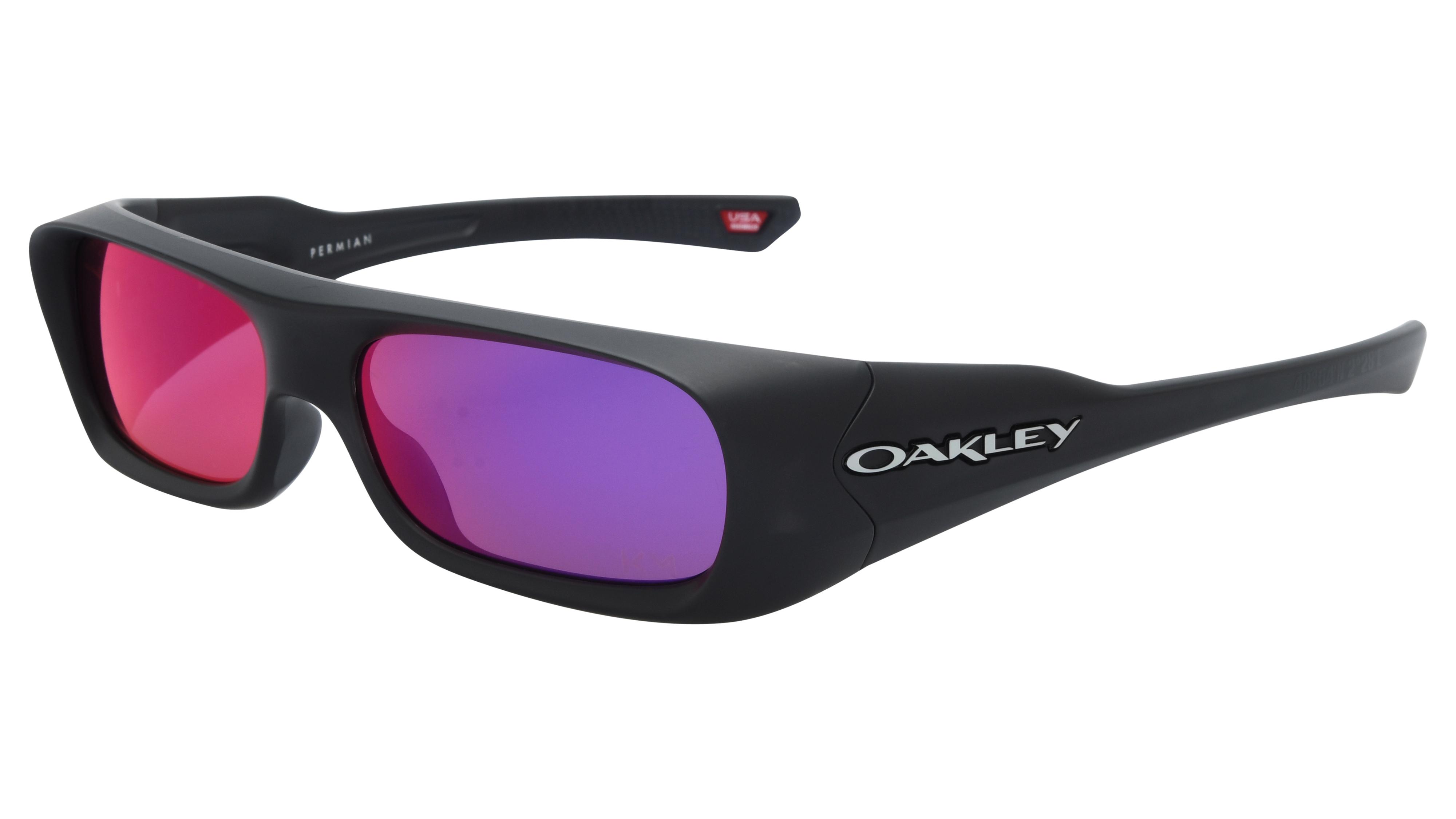 Lunettes de soleil Oakley Mixte Noir Rectangle 0Oo9520 Trois-Quart