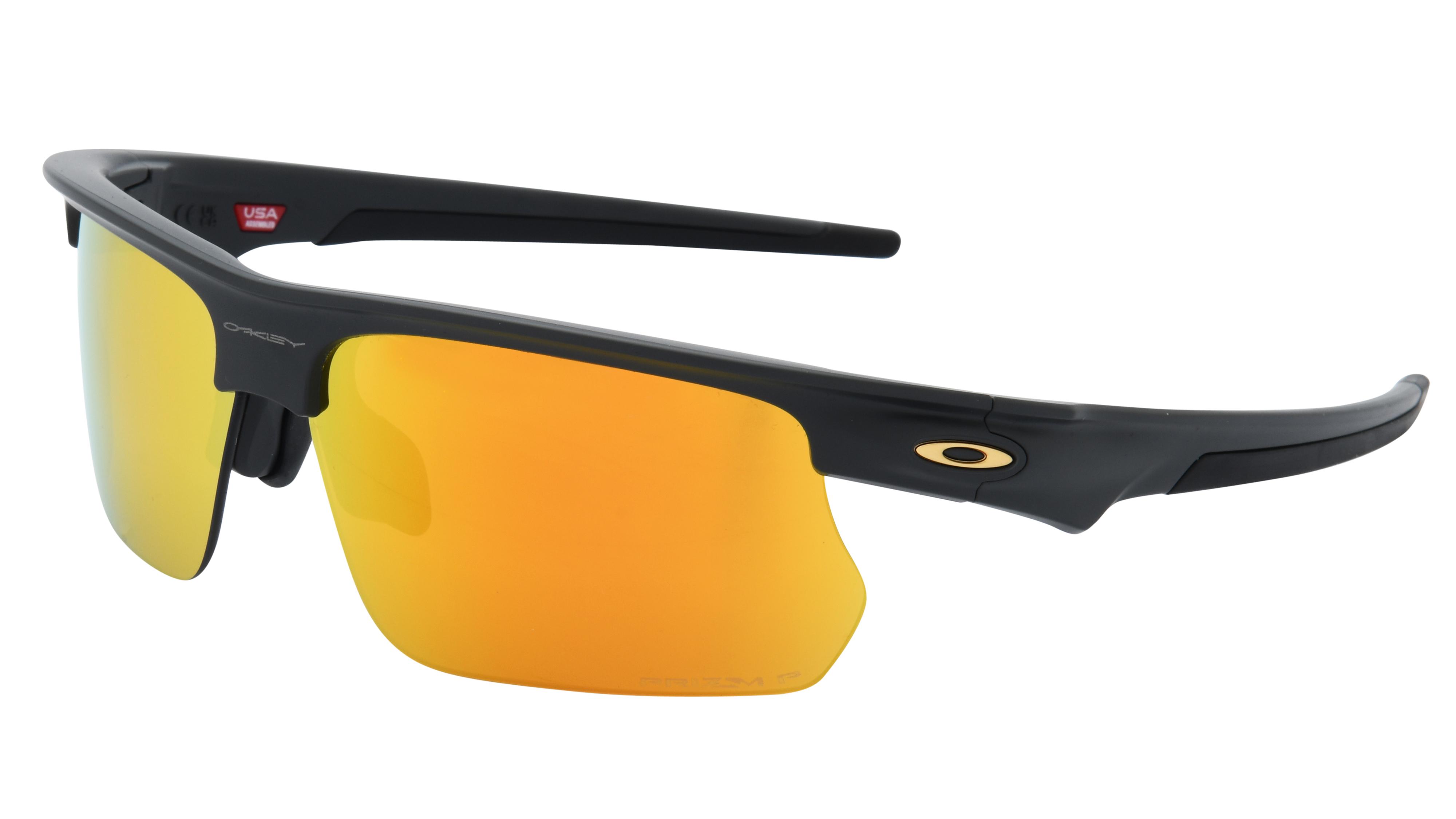 Lunettes de soleil Oakley Mixte Noir Rectangle Oo9400 Trois-Quart