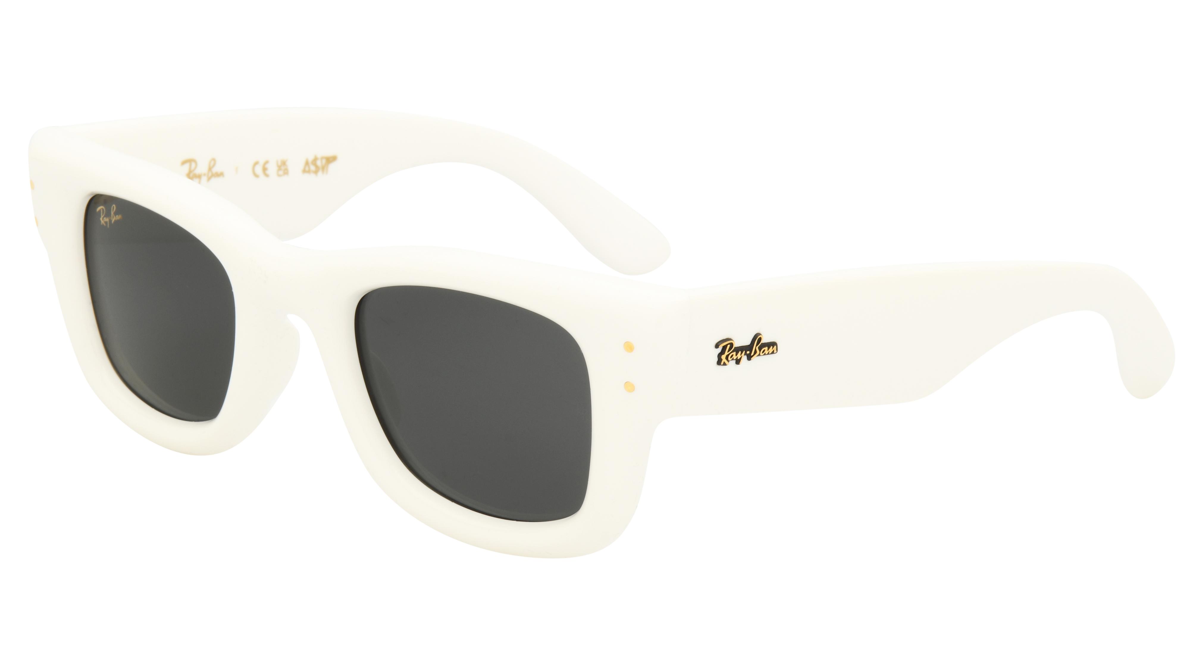 Lunettes de soleil Ray-Ban Mixte Blanc Carré RB4940 Trois-Quart