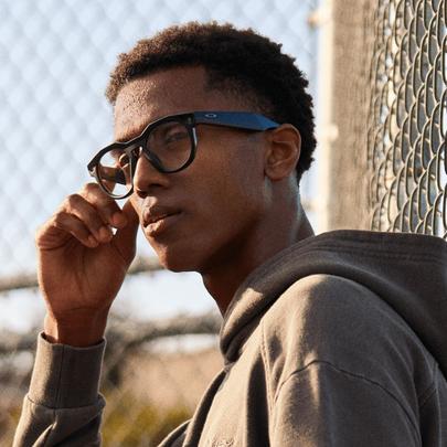 Lunettes de soleil Oakley Meta Mixte Noir Sport Ow8002 Trois-Quart